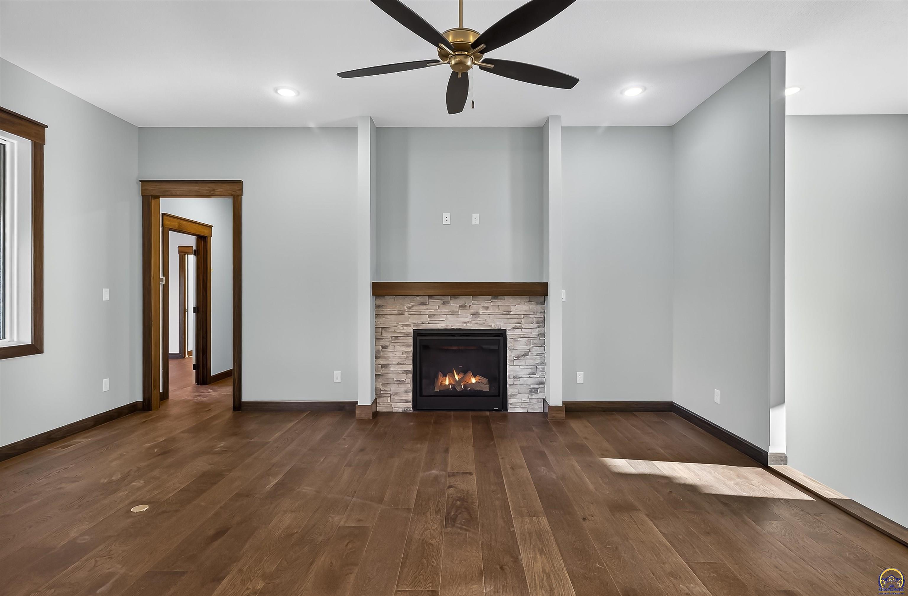 10728 Southeast Berryton Road Berryton, KS 66409 - Photo 11 of 44 Gallery Image 11