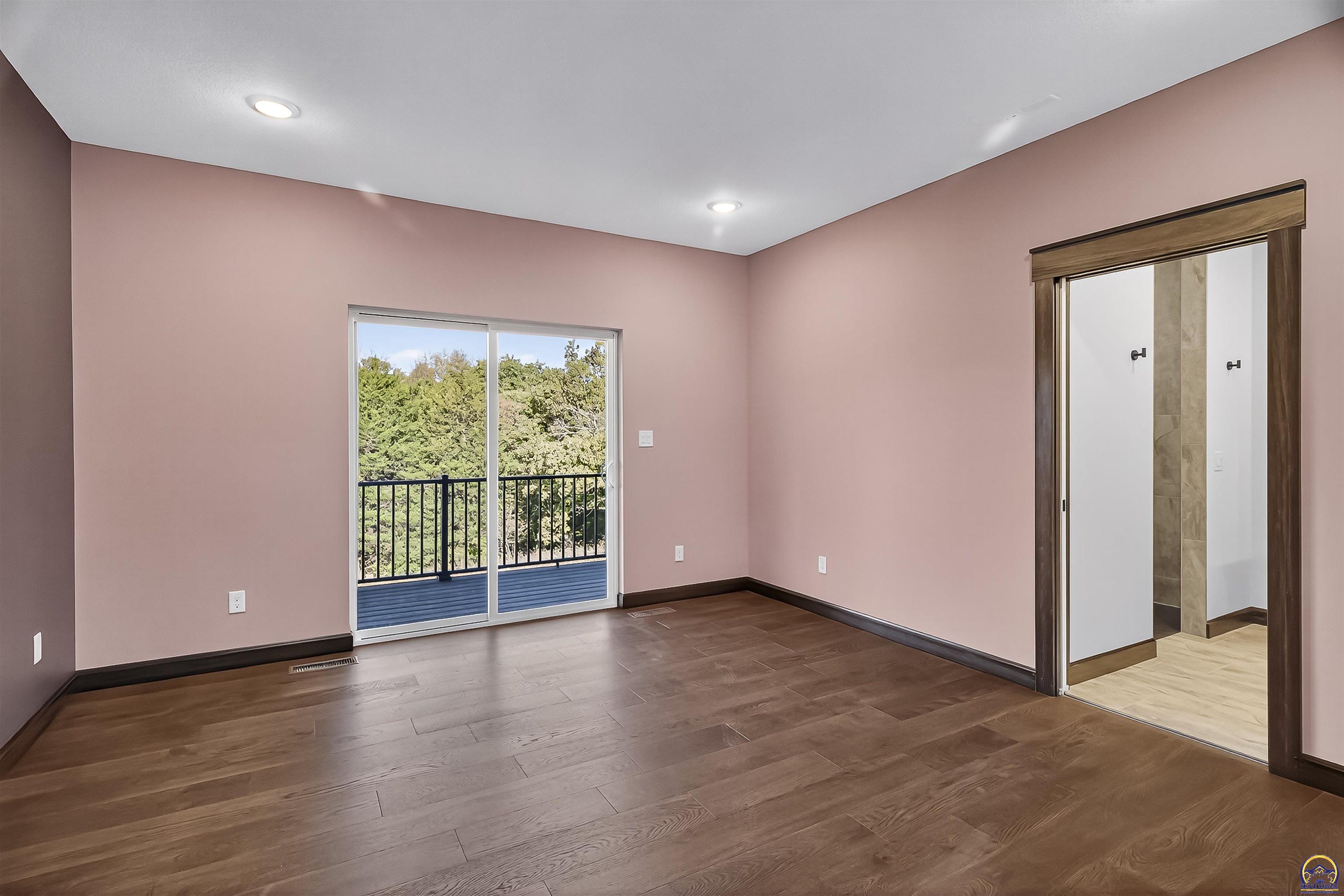 10728 Southeast Berryton Road Berryton, KS 66409 - Photo 14 of 44 Gallery Image 14