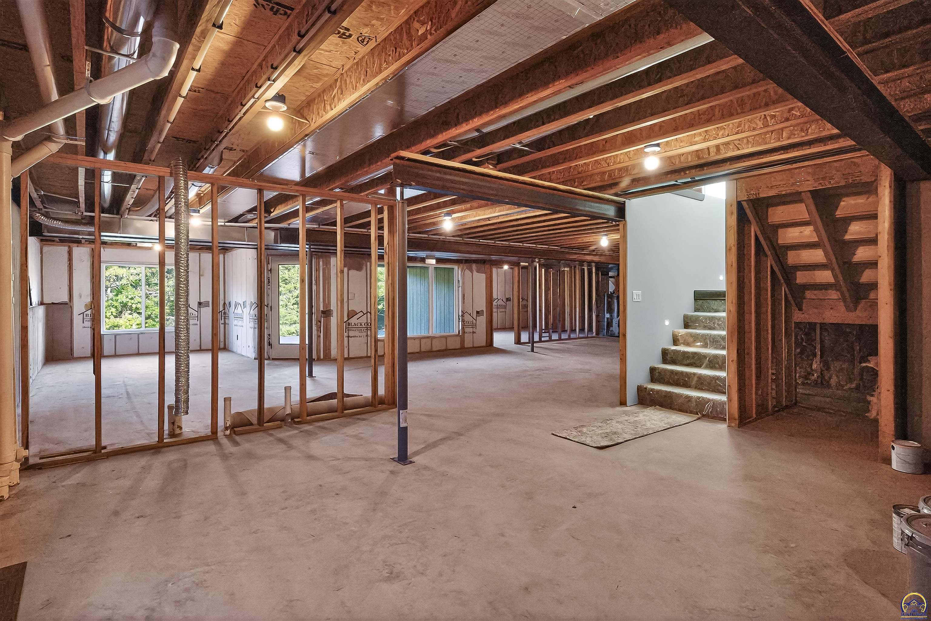 10728 Southeast Berryton Road Berryton, KS 66409 - Photo 25 of 44 Gallery Image 25