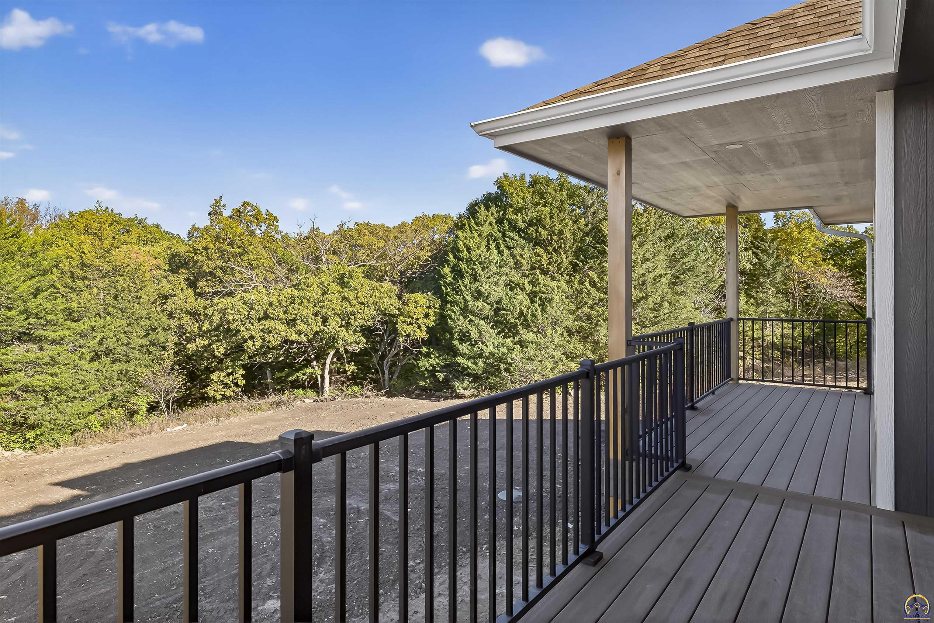 10728 Southeast Berryton Road Berryton, KS 66409 - Photo 32 of 44 Gallery Image 32