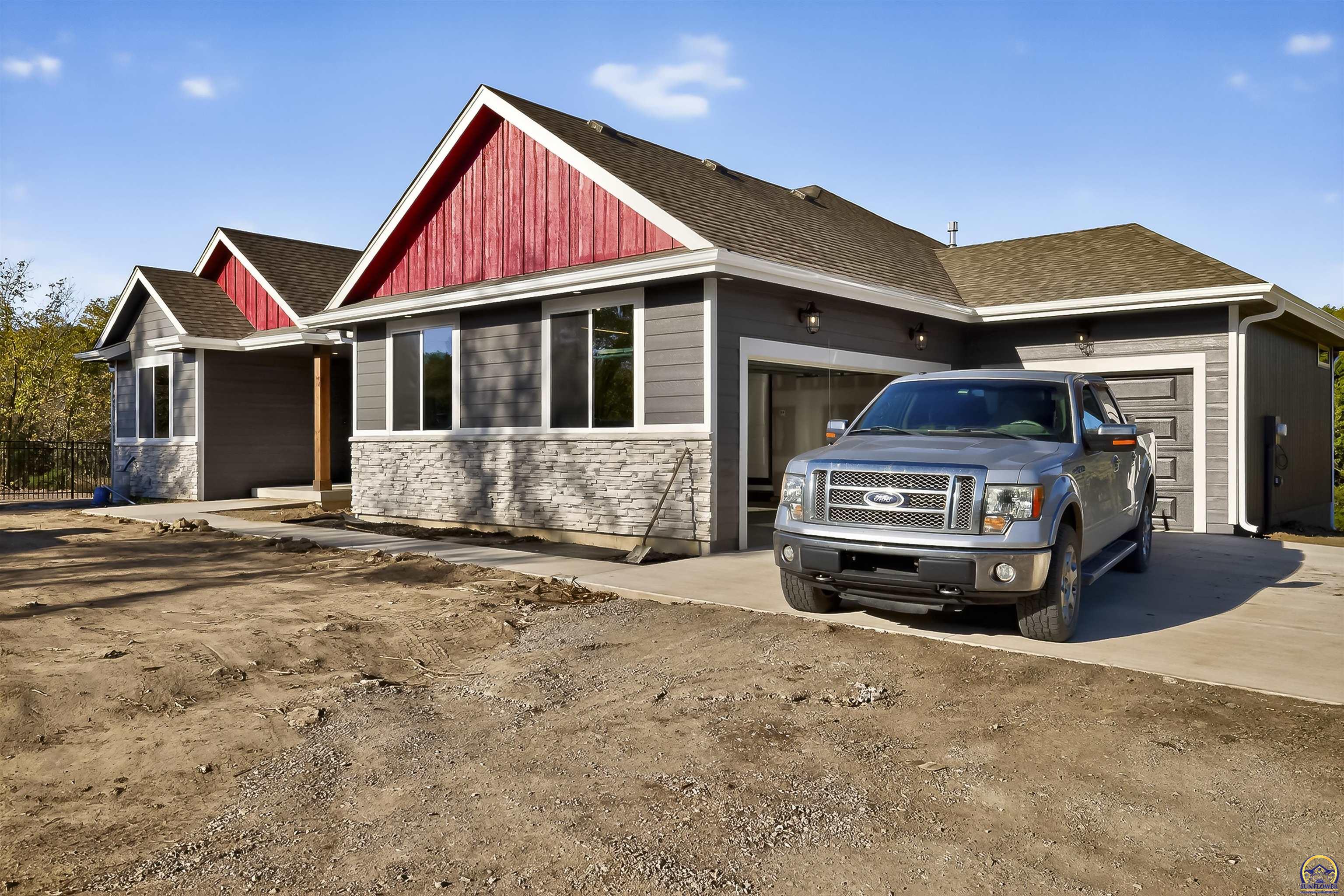 10728 Southeast Berryton Road Berryton, KS 66409 - Photo 42 of 44 Gallery Image 42
