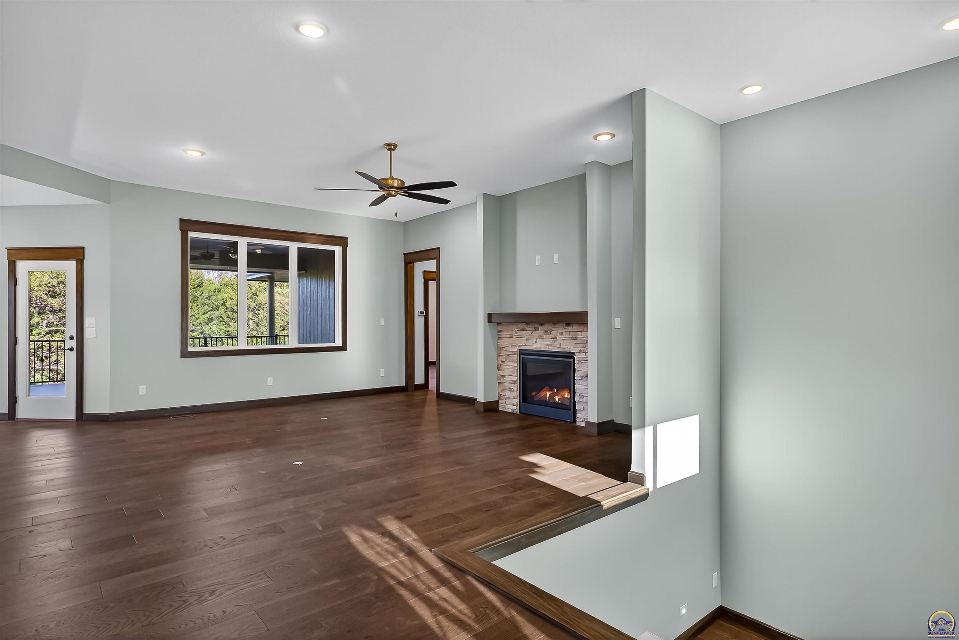 10728 Southeast Berryton Road Berryton, KS 66409 - Photo 10 of 44 Gallery Image 10