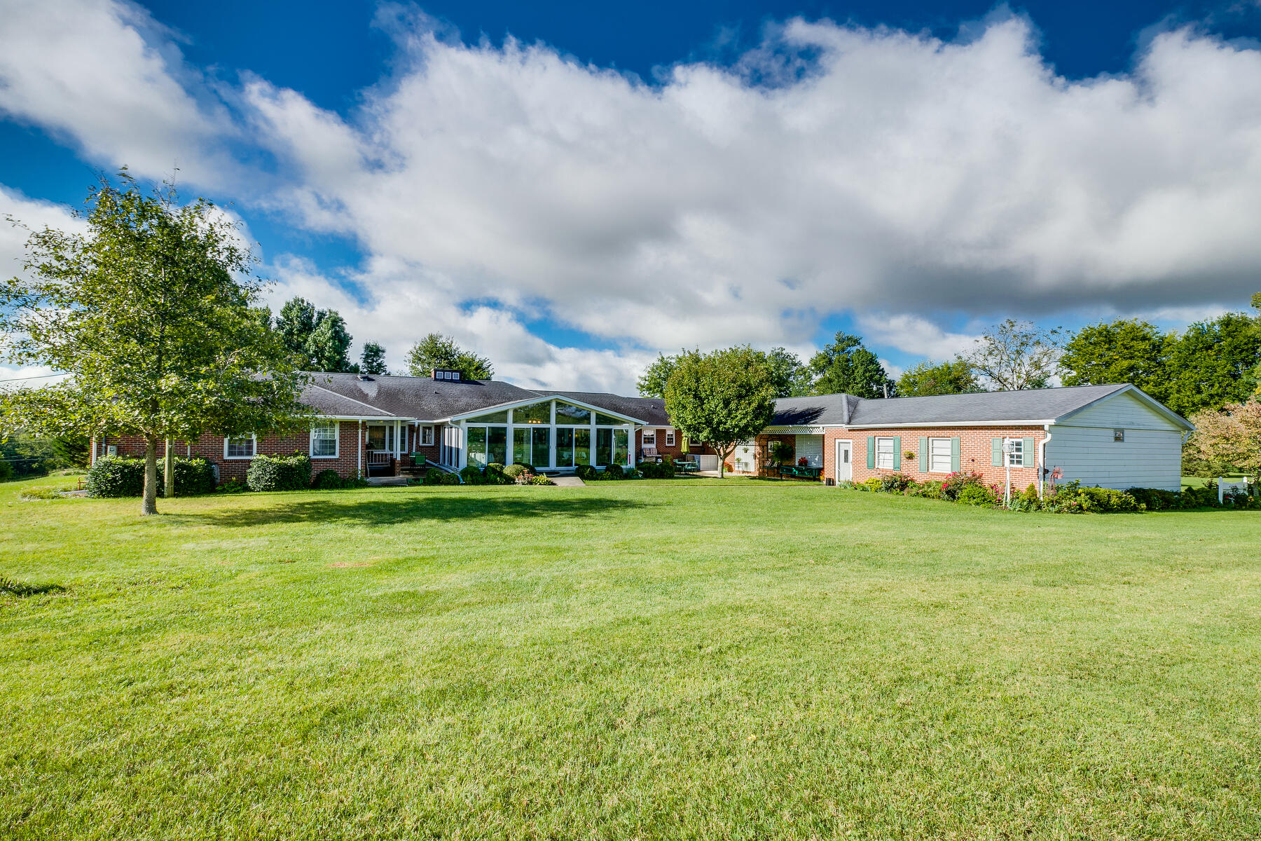 3418 Old State Rte 34 Limestone, TN 37681 - Photo 22 of 119 107