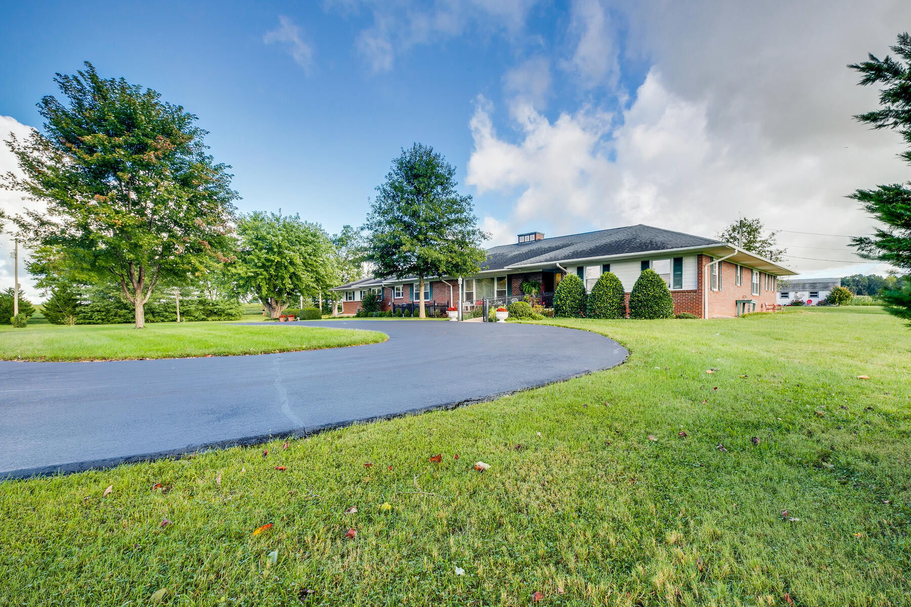 3418 Old State Rte 34 Limestone, TN 37681 - Photo 8 of 119 003