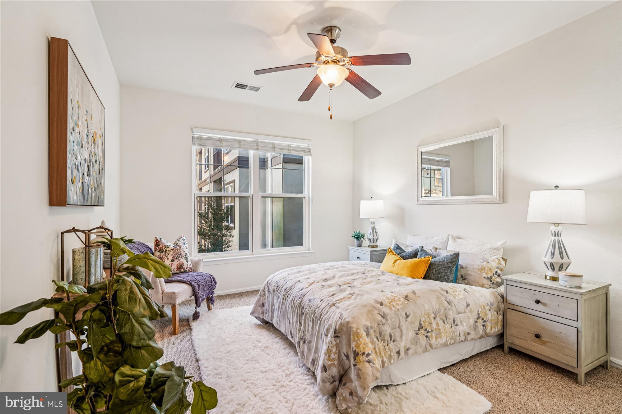 11750 Old Georgetown Road, Unit 2313 Rockville, MD 20852 - Photo 32 of 59 a bedroom with bed and window