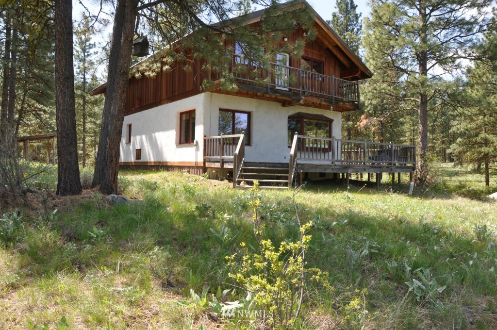 37 A Yellow Leaf Road Winthrop, WA 98862 - Photo 8 of 25 Gallery Image 8