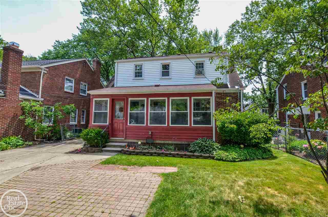 474 Allard Road Grosse Pointe, MI 48236 - Photo 29 of 29 50046390-28.JPG