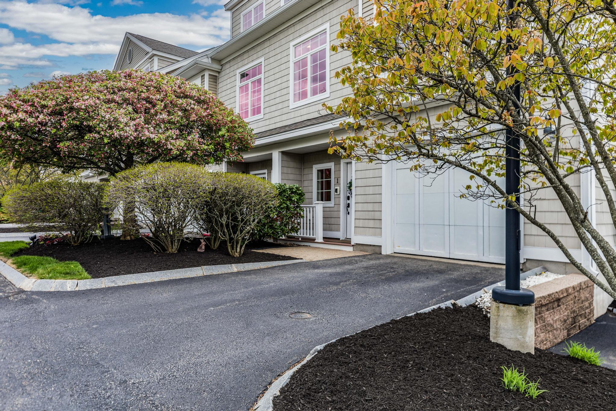 19 Bridge Street, Unit 1 Kittery, ME 03904 - Photo 39 of 44