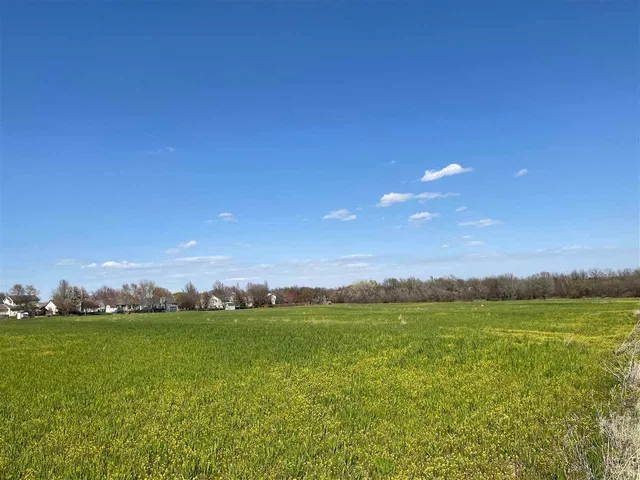 $21,000 | 125 East Burlington Drive, Mulvane, KS 67110