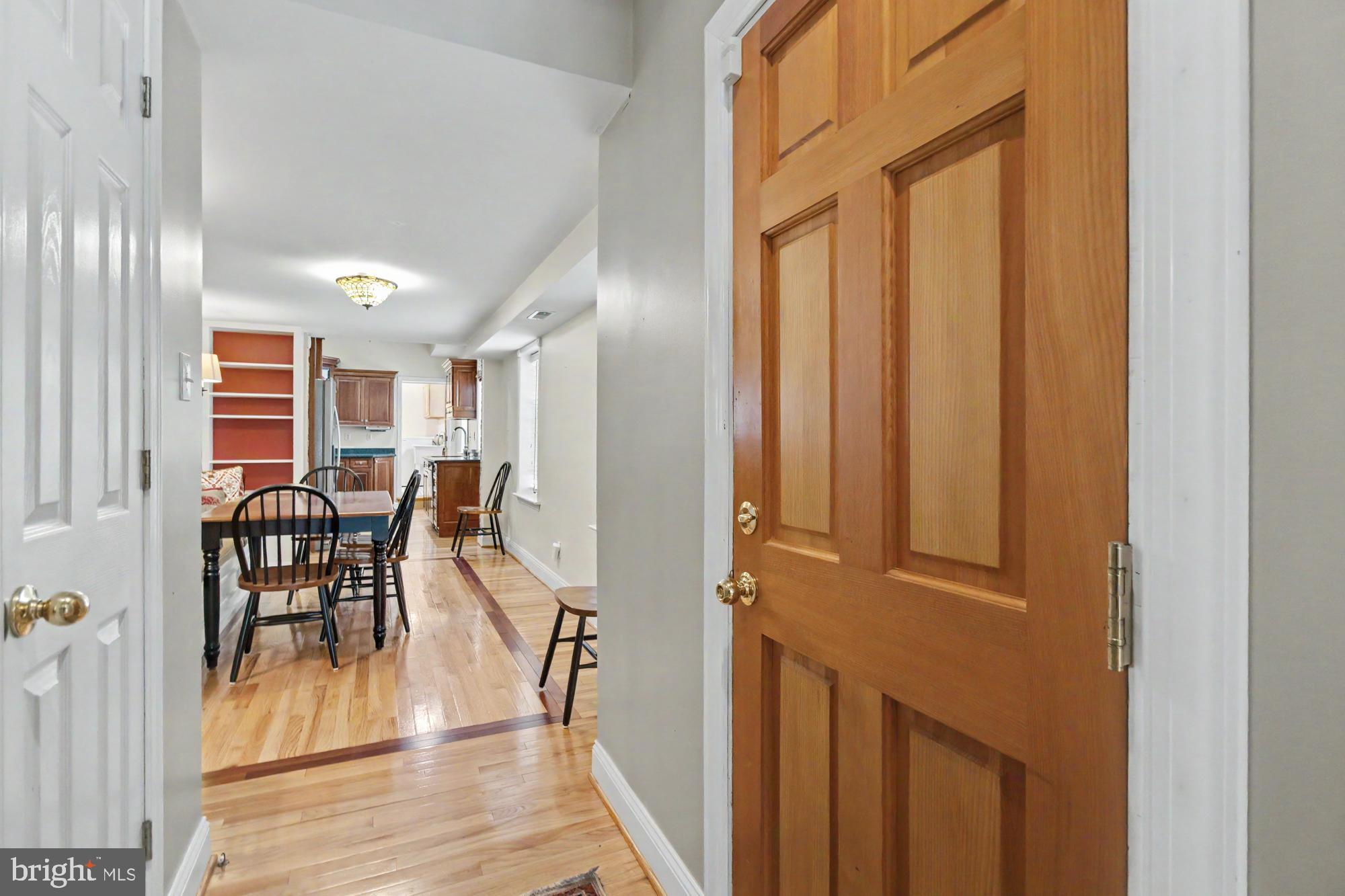 2048 Bank Street Baltimore, MD 21231 - Photo 11 of 41