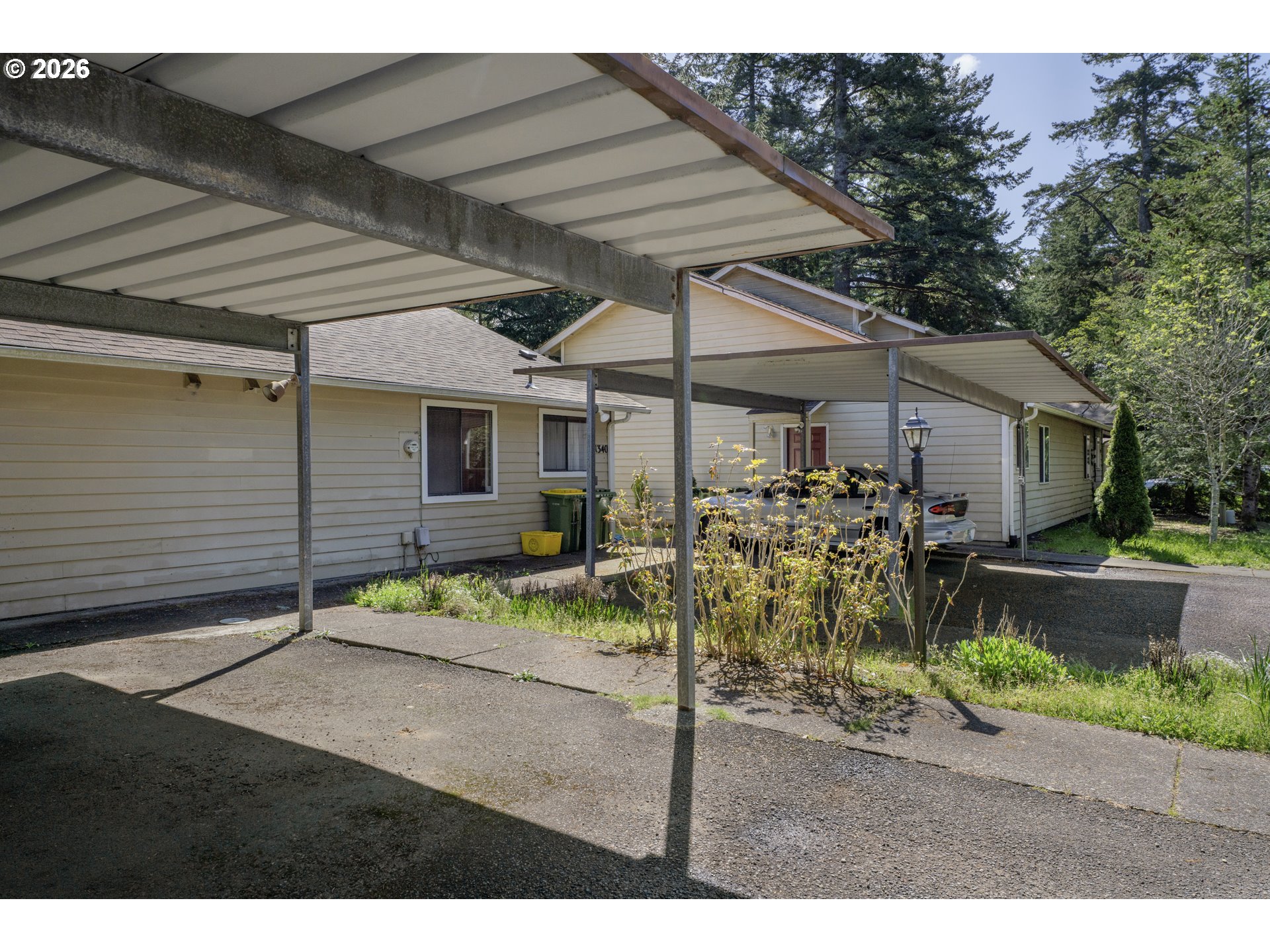 1320 Spruce Street Florence, OR 97439 - Photo 3 of 18