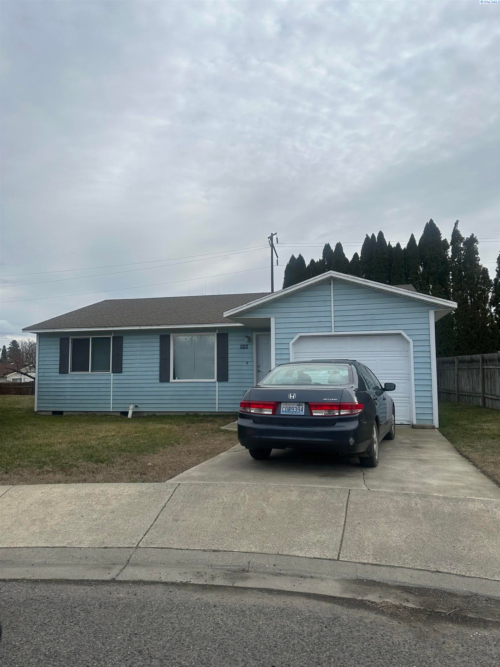899 Ismo Loop Sunnyside, WA 98944 - Photo 1 of 9 Gallery Image 1