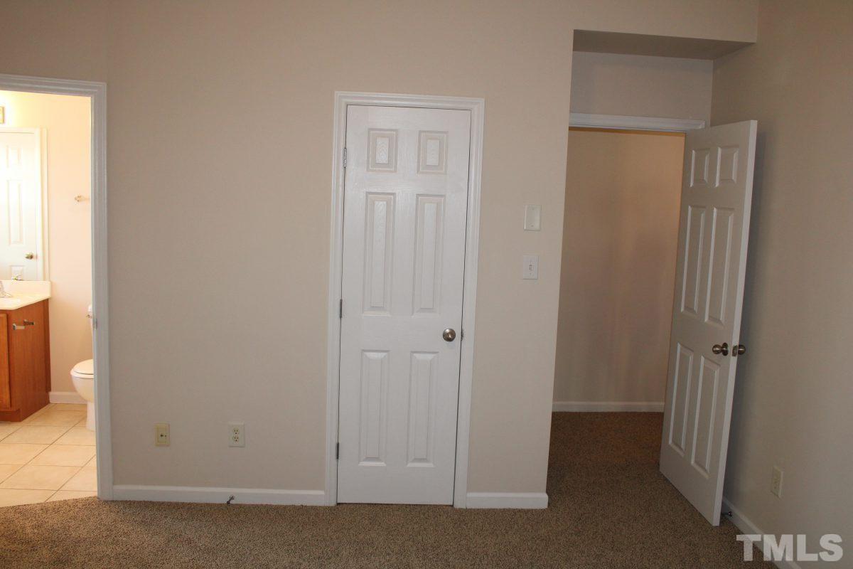 2111 Piney Brook Road, Unit 108 Raleigh, NC 27614 - Photo 8 of 25