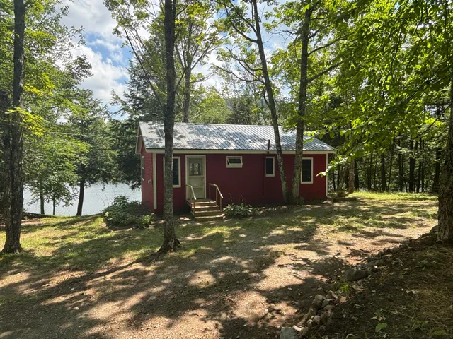 $229,900 | 10 Drake Lane, Oakfield, ME 04763