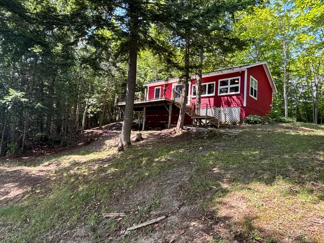 $229,900 | 10 Drake Lane, Oakfield, ME 04763