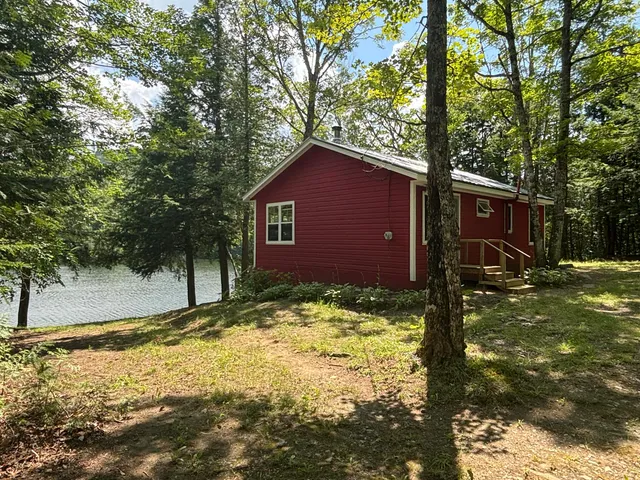 $229,900 | 10 Drake Lane, Oakfield, ME 04763