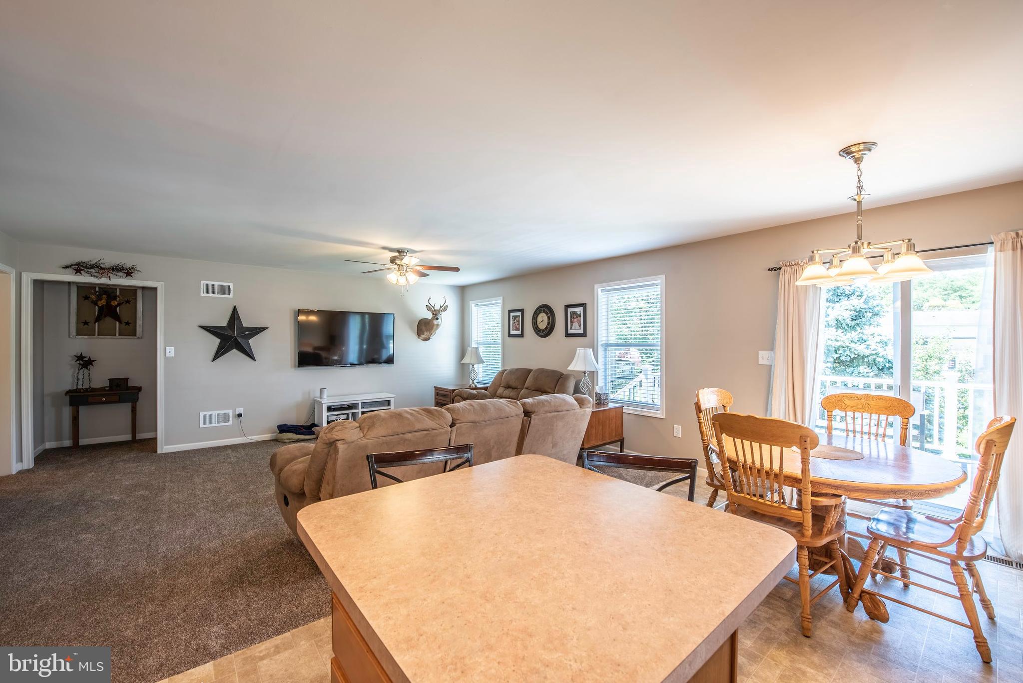 3255 Lewisberry Road York, PA 17404 - Photo 7 of 21 Gallery Image 7