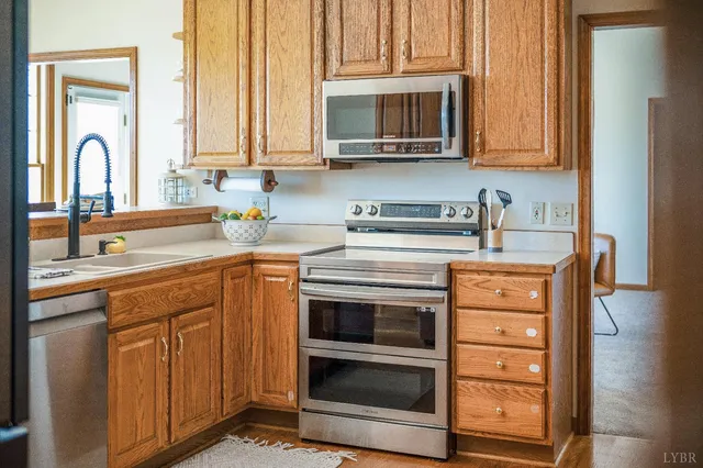 $599,990 | 316 Longhill Road, Goode, VA 24556