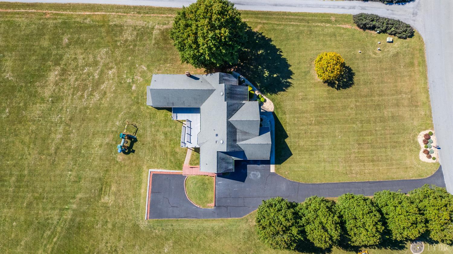 316 Longhill Road Goode, VA 24556 - Photo 9 of 93 Gallery Image 9