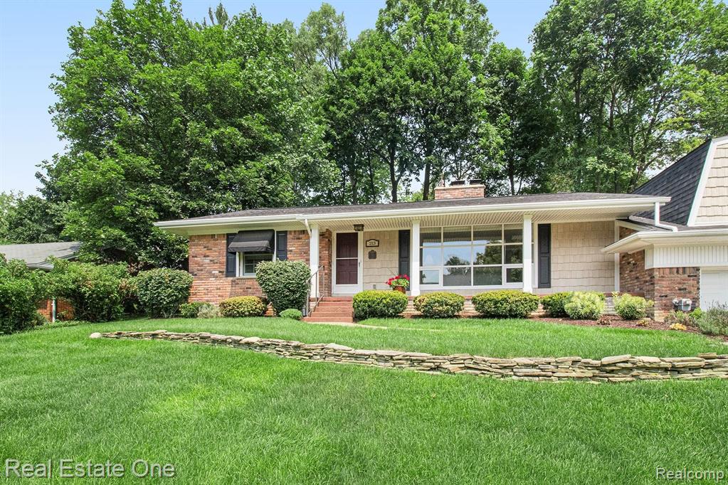 213 Charles Road Rochester, MI 48307 - Photo 33 of 35
