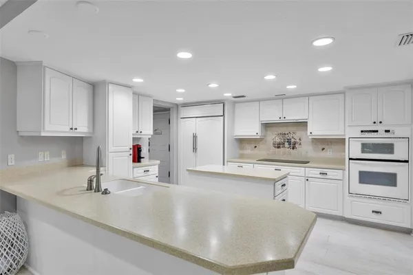 $693,000 | 36750 US Highway 19 North, Unit 27101, Palm Harbor, FL 34684