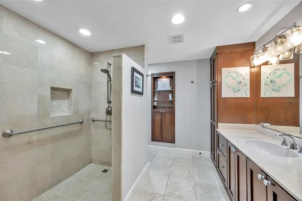 $693,000 | 36750 US Highway 19 North, Unit 27101, Palm Harbor, FL 34684