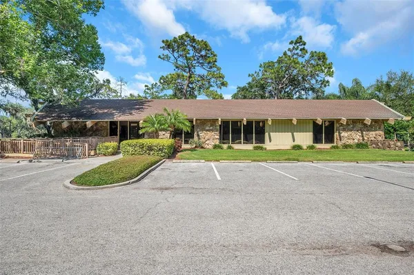 $693,000 | 36750 US Highway 19 North, Unit 27101, Palm Harbor, FL 34684
