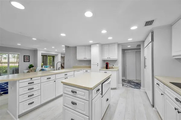 $693,000 | 36750 US Highway 19 North, Unit 27101, Palm Harbor, FL 34684