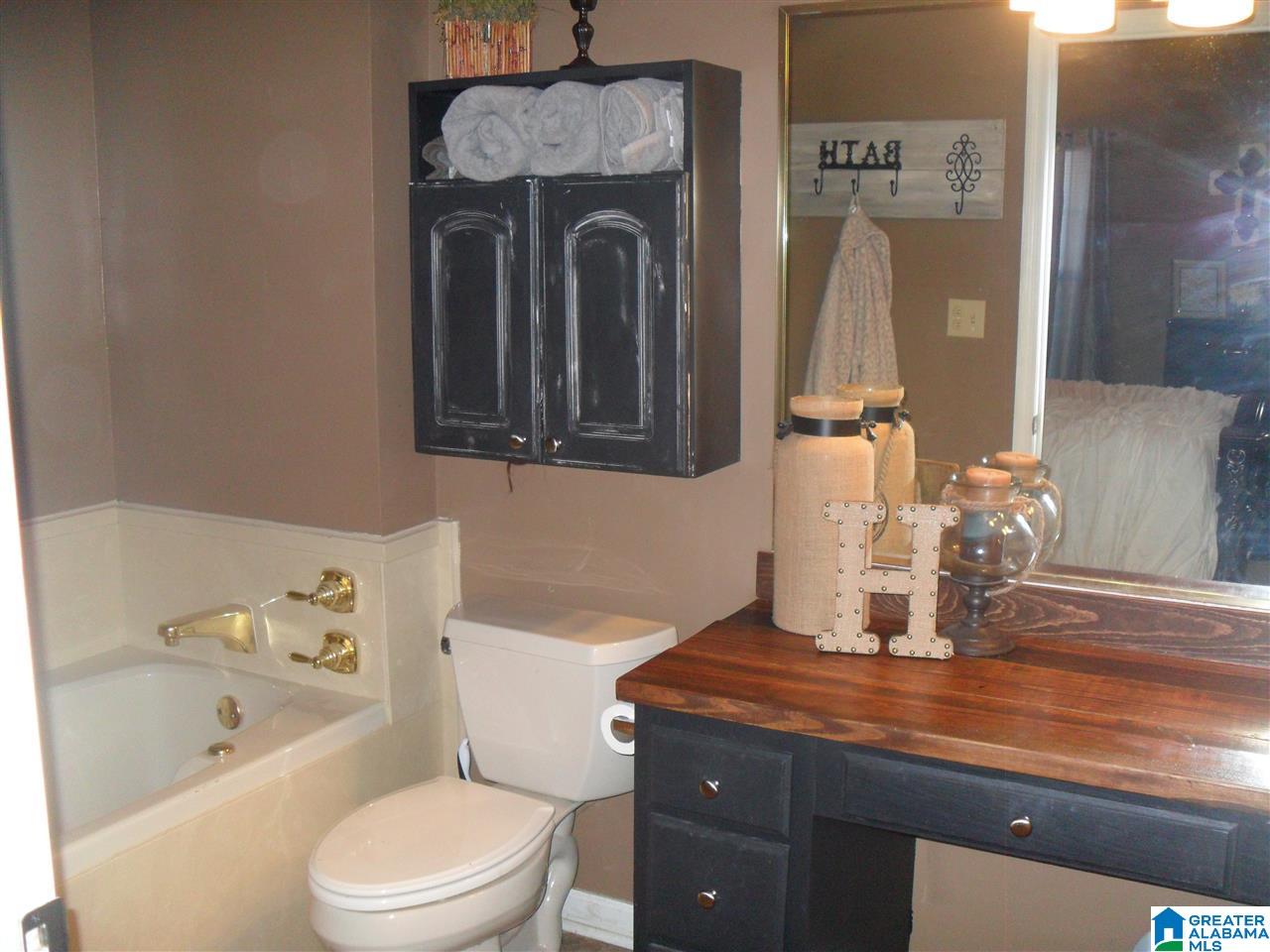 1640 Oliver Road Leeds, AL 35094 - Photo 17 of 24