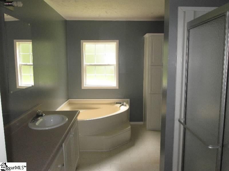 132 State Rd S-30-83 Laurens, SC 29360 - Photo 14 of 17