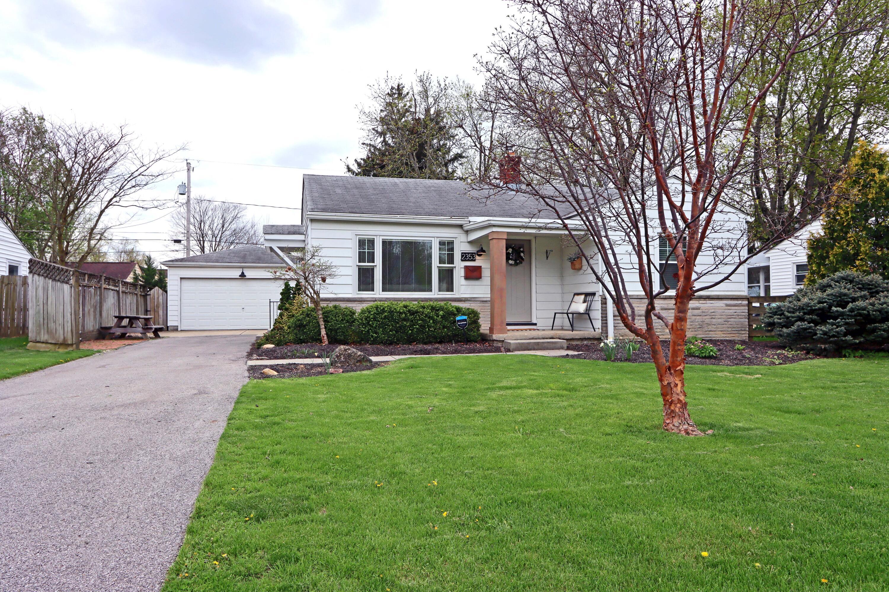 2353 Shrewsbury Road Columbus, OH 43221 - Photo 5 of 44 2353 Shrewsbury Rd