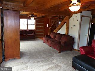2890 Poffenberger Road Middletown, MD 21769 - Photo 11 of 30 Living Room