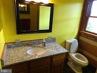 2890 Poffenberger Road Middletown, MD 21769 - Photo 12 of 30 Bath