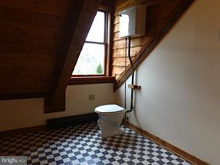 2890 Poffenberger Road Middletown, MD 21769 - Photo 16 of 30 Bath