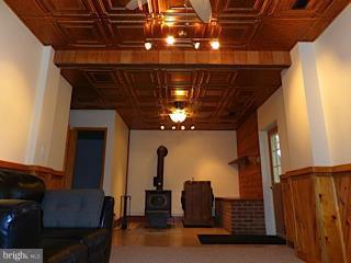 2890 Poffenberger Road Middletown, MD 21769 - Photo 22 of 30 Family Room