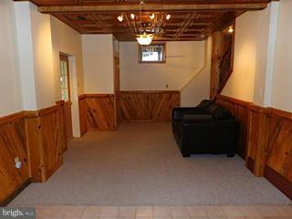 2890 Poffenberger Road Middletown, MD 21769 - Photo 23 of 30 Family Room