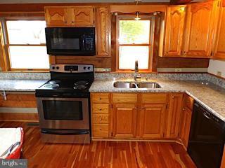 2890 Poffenberger Road Middletown, MD 21769 - Photo 6 of 30 Kitchen