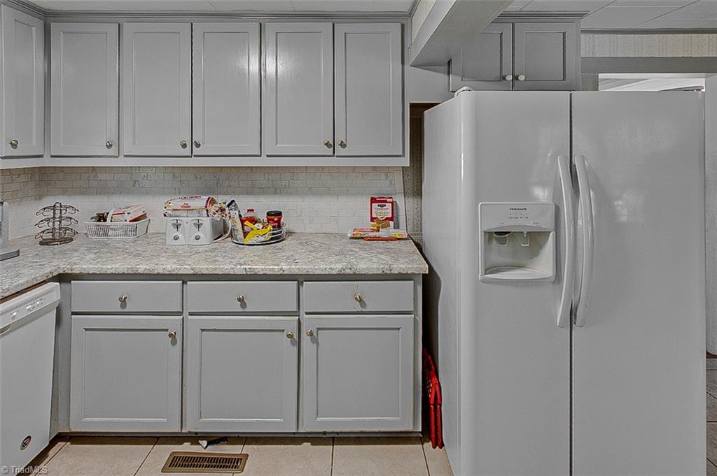349 Ridge Road Seagrove, NC 27341 - Photo 38 of 50