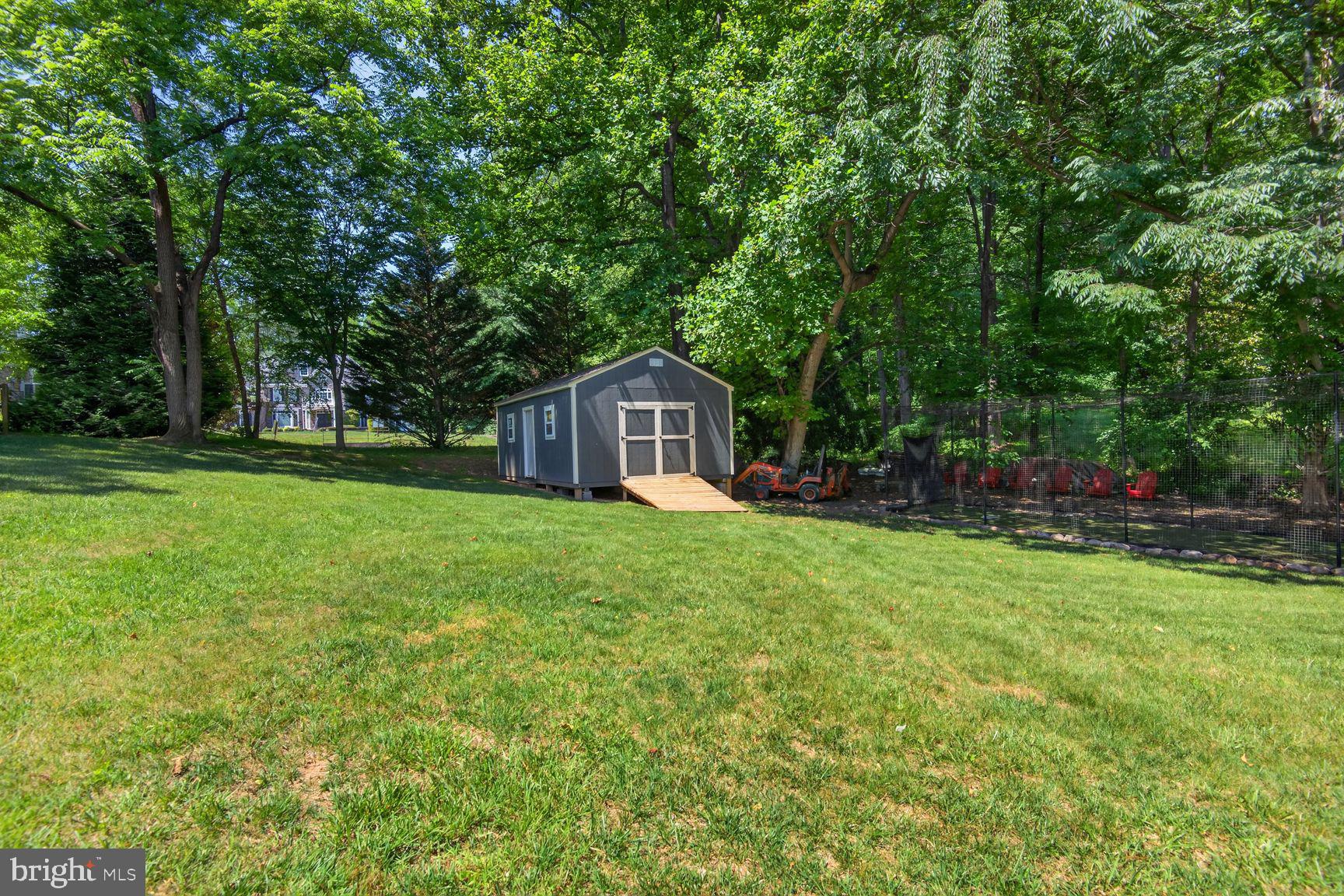 10507 Oakton Ridge Court Oakton, VA 22124 - Photo 16 of 17