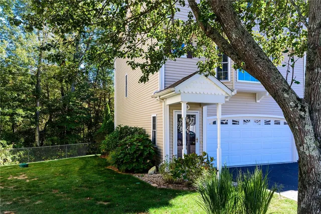 $2,950 | 58 Fountain Drive, Westerly, RI 02891