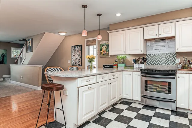 $2,950 | 58 Fountain Drive, Westerly, RI 02891