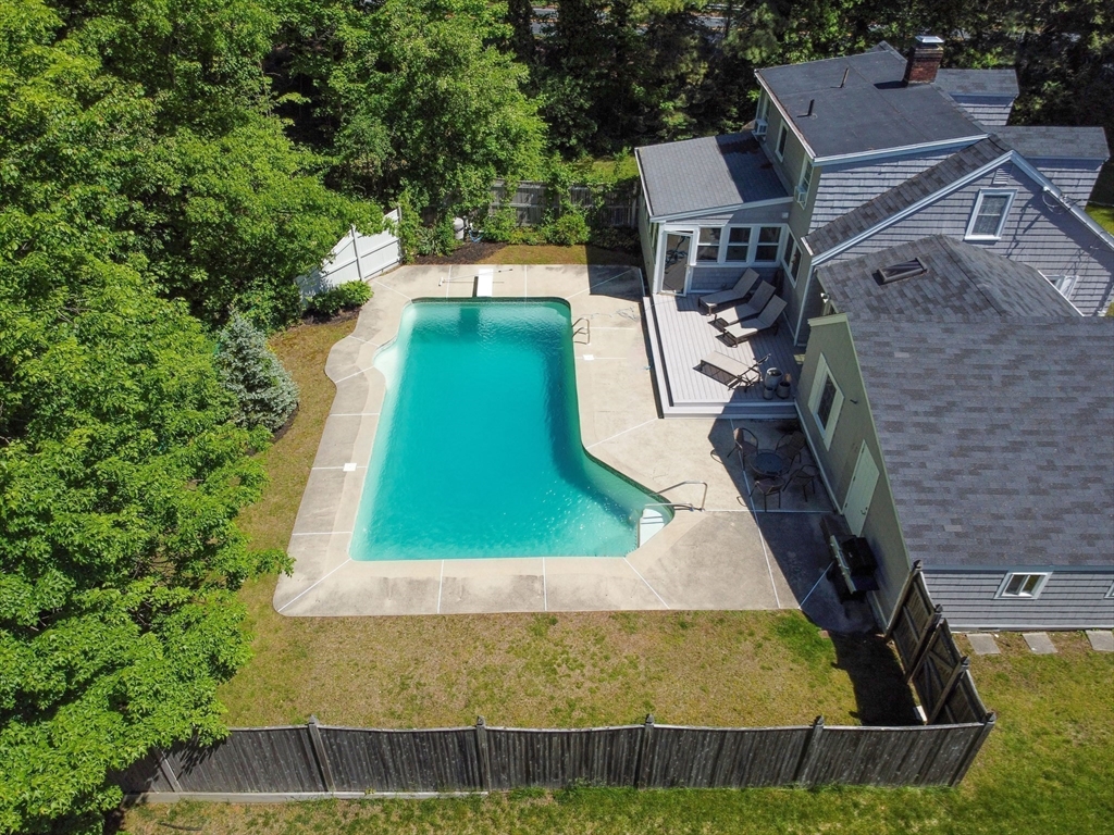 10 Forrest Road Walpole, MA 02081 - Photo 29 of 34 Gallery Image 29