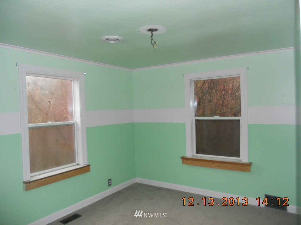16569 West Kamb Road Mount Vernon, WA 98273 - Photo 4 of 12 Gallery Image 4