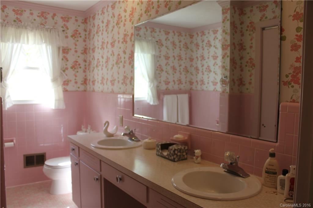 119 Shuffler Road, Unit 23 Morganton, NC 28655 - Photo 5 of 18 Gallery Image 5