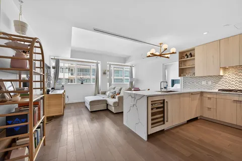 $1,249,000 | 800 Ave At Port Imperial, Unit 515, Weehawken, NJ 07086