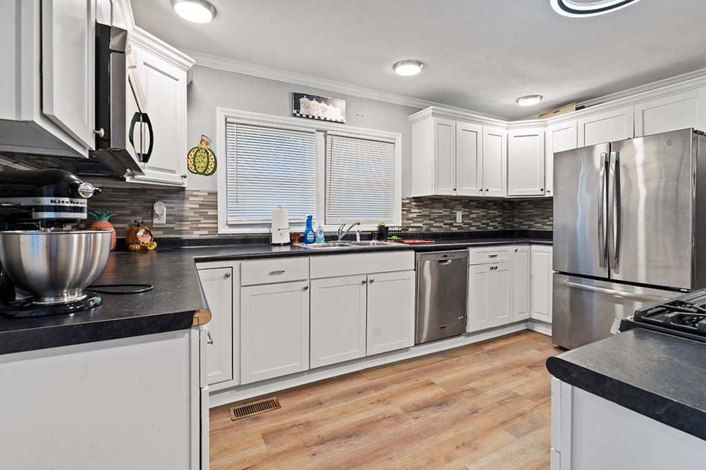 403 Blue Ridge Avenue Belton, SC 29627 - Photo 6 of 14
