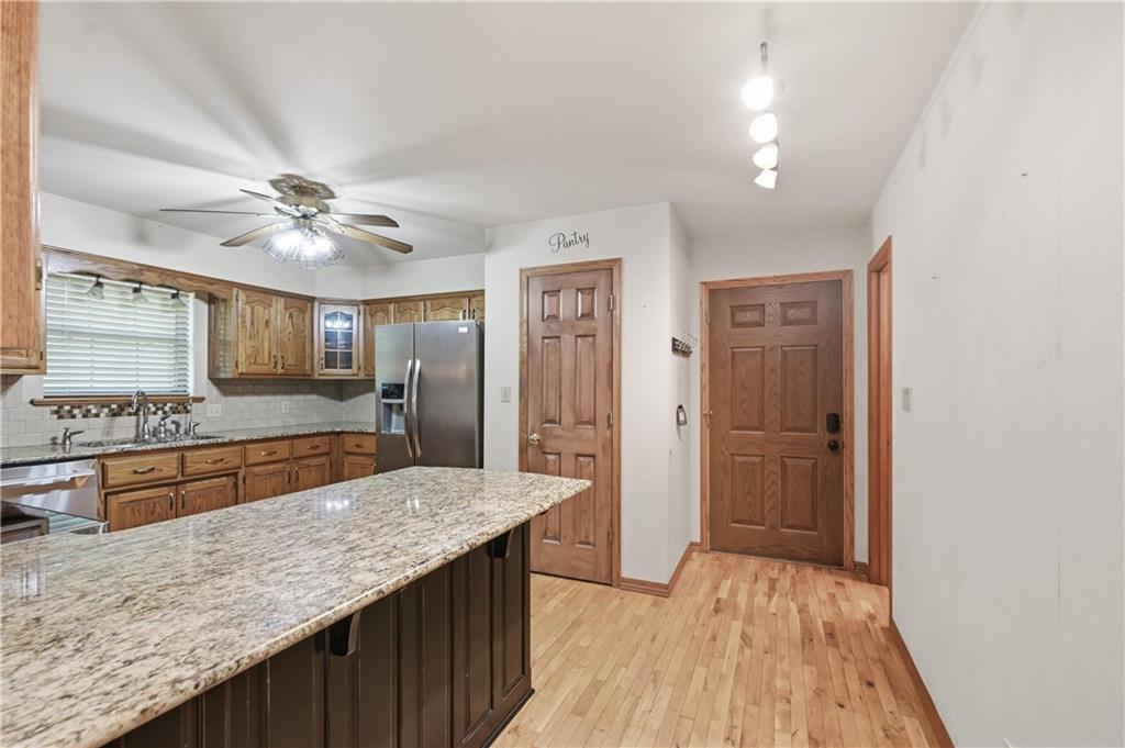 136 Westfield Road Pittsburg, KS 66762 - Photo 14 of 54 Gallery Image 14