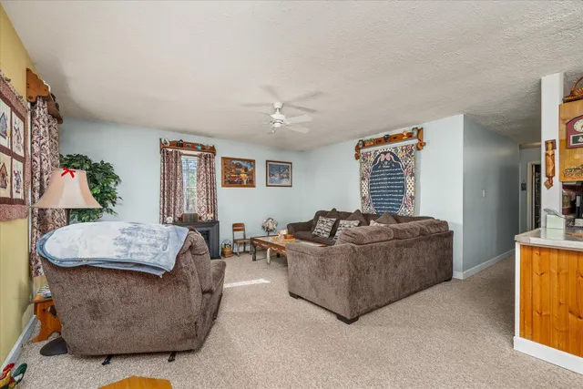 $259,900 | 23 Oak Hill Drive, Crossville, TN 38572