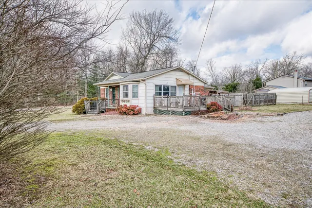 $259,900 | 23 Oak Hill Drive, Crossville, TN 38572