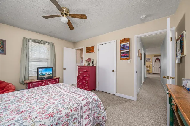 $259,900 | 23 Oak Hill Drive, Crossville, TN 38572